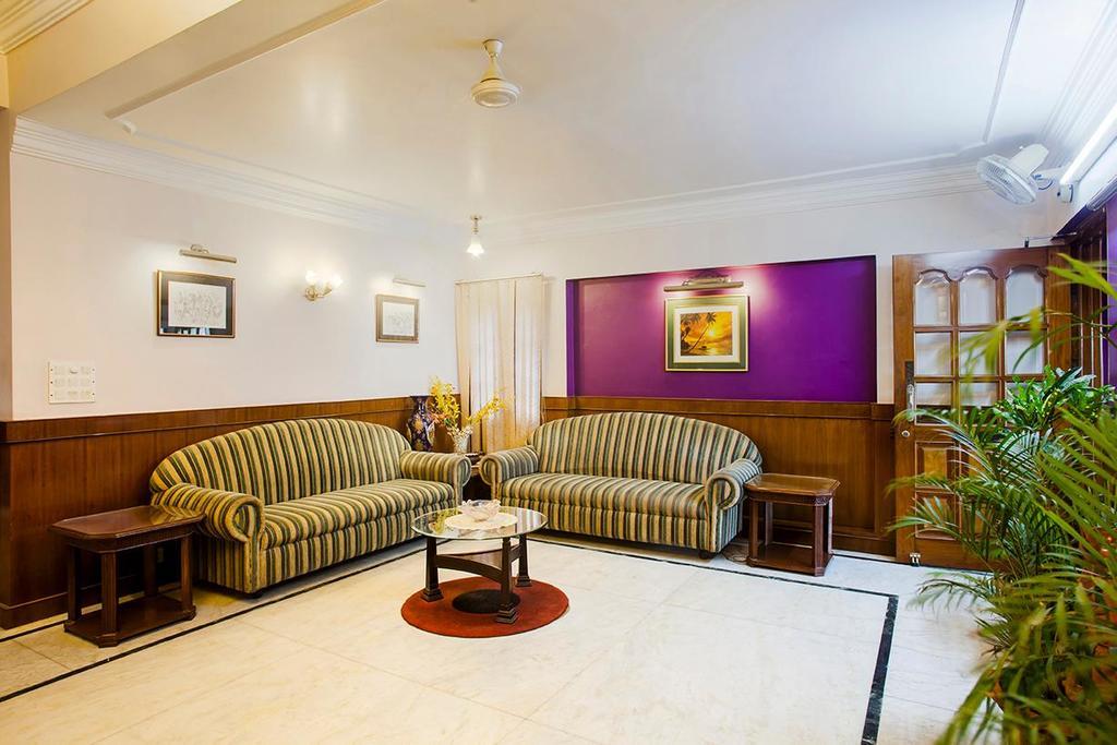 Hotel Imperial House Аллахабад Экстерьер фото